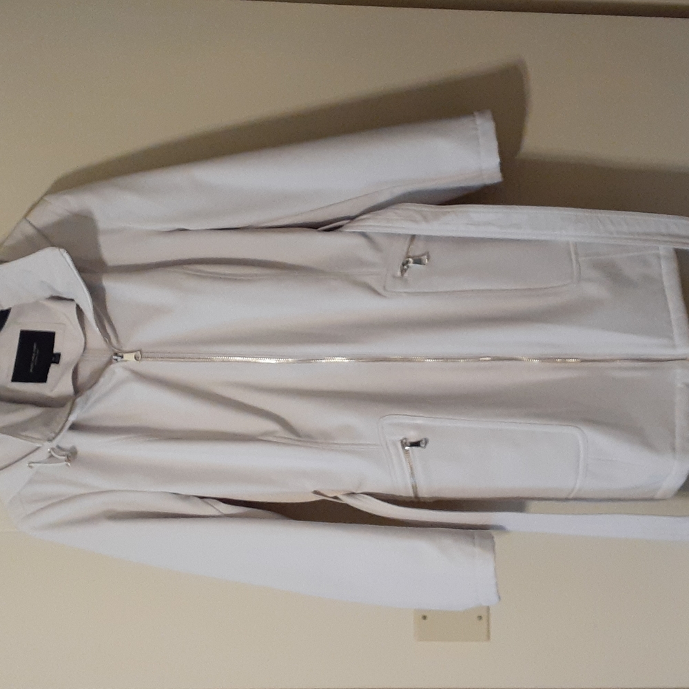 Jacket - Picture 2 of 4